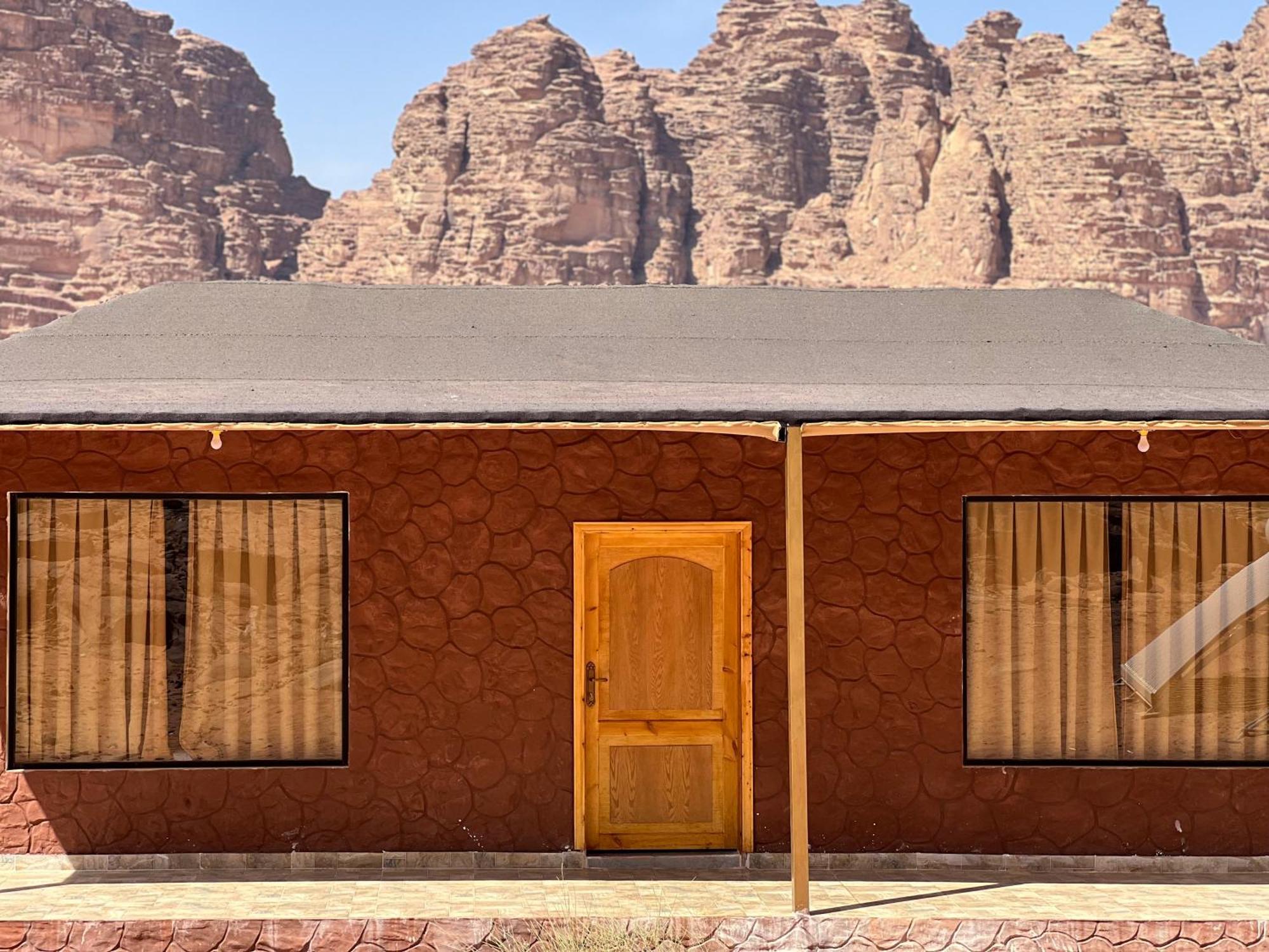 Rum Royal Flower Luxury Camp Wadi Rum Zewnętrze zdjęcie