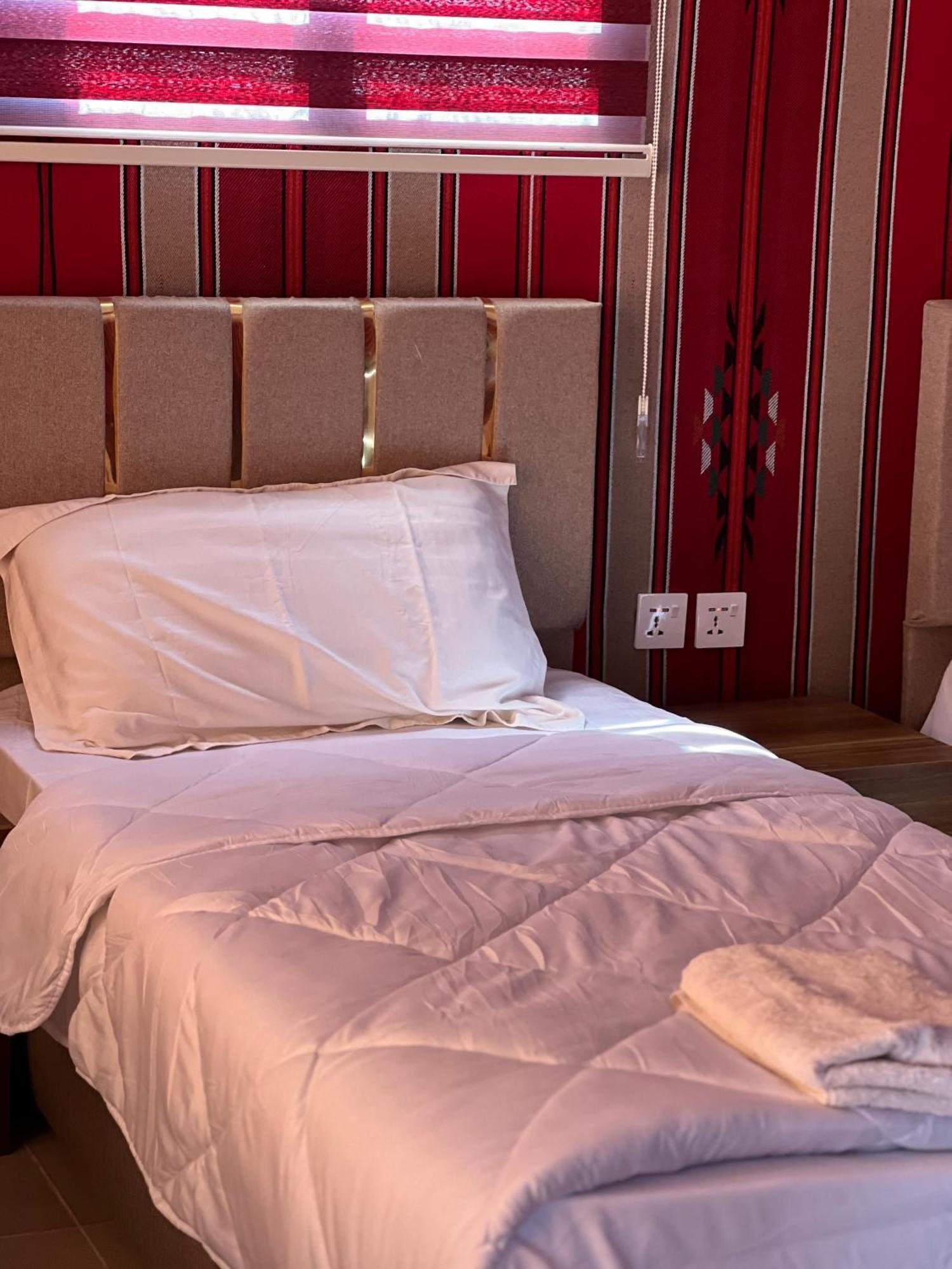 Rum Royal Flower Luxury Camp Wadi Rum Zewnętrze zdjęcie